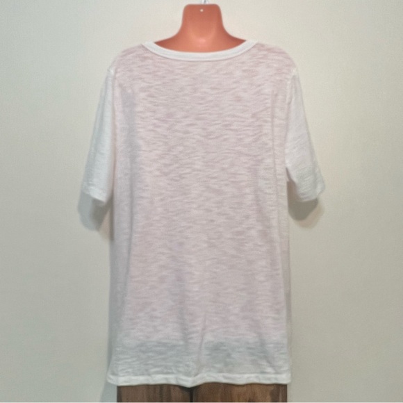 Chico’s White Short Sleeve Tee Shirt w/Leaf Print - Picture 6 of 8